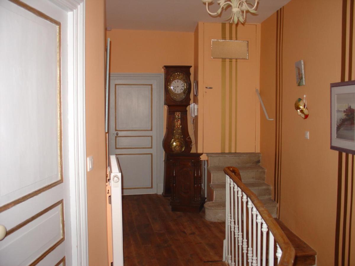 L Echarpe D Iris Bed and Breakfast Montpeyroux  Buitenkant foto